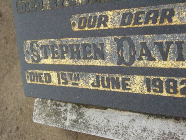 Ellen Mary BALLARD,  | wife mother,  | died 27 April 1970 aged 61 years;  | Stephen David BALLARD,  | father,  | died 15 June 1982 aged 77 years;  | Killarney cemetery, Warwick Shire  | 