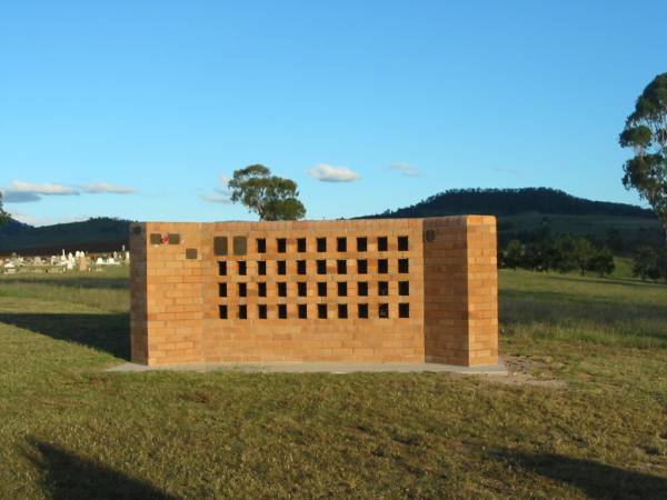 Killarney cemetery, Warwick Shire  |