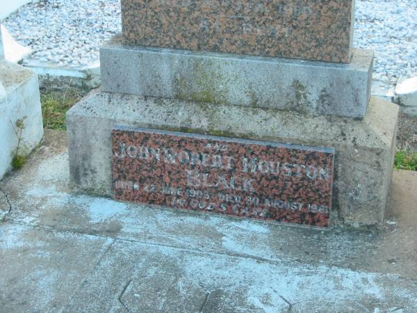 Elgin Mary BLACK,  | born 3 May 1905,  | died 19 Feb 1980;  | John Robert Houston BLACK,  | born 22 June 1903,  | died 30 Aug 1981;  | Killarney cemetery, Warwick Shire  |   | 