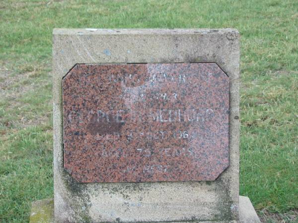 George R. MEDHURST,  | brother,  | died 9? Oct 1964 aged 75 years;  | Killarney cemetery, Warwick Shire  |