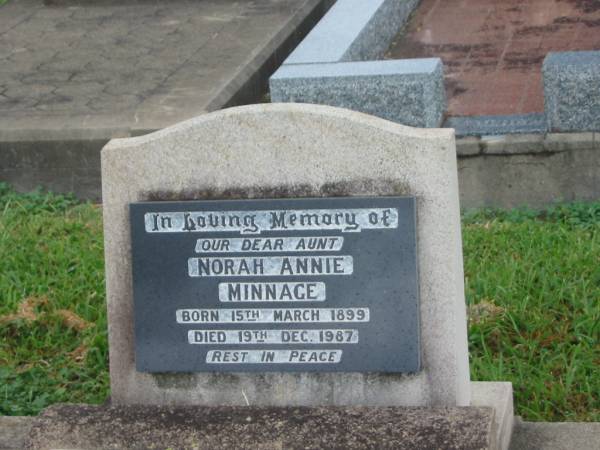 Norah Annie MINNAGE,  | aunt,  | born 15 March 1899,  | died 19 Dec 1987;  | parents;  | Jessie Cowan MINNAGE,  | died 1 Jan 1940 aged 73 years;  | John William MINNAGE,  | died 4 Aug 1931 aged 75 years;  | Killarney cemetery, Warwick Shire  | 