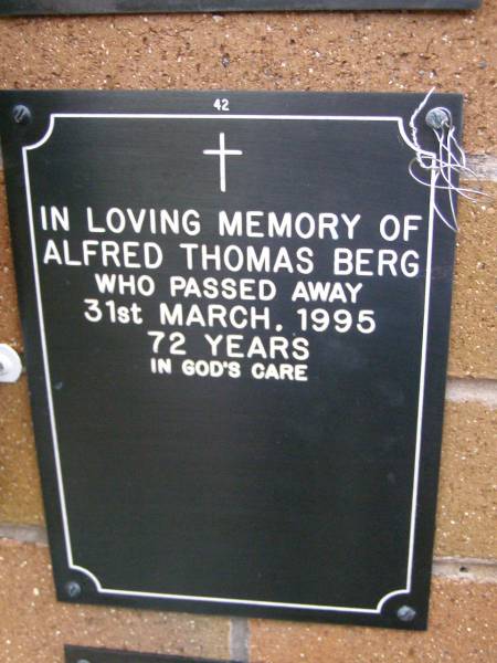 Alfred Thomas BERG,  | died 31 March 1995 aged 72 years;  | Lawnton cemetery, Pine Rivers Shire  | 