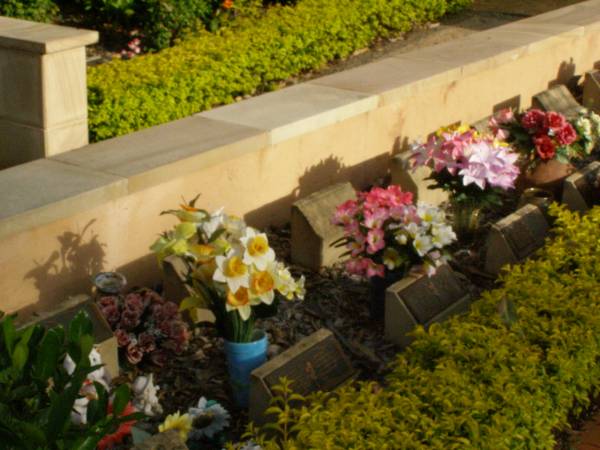 Lawnton cemetery, Pine Rivers Shire  | 