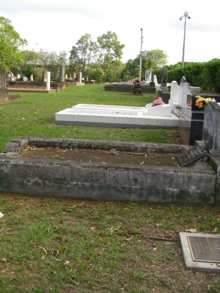 Lawnton cemetery, Pine Rivers Shire  | 