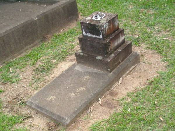 Lawnton cemetery, Pine Rivers Shire  | 