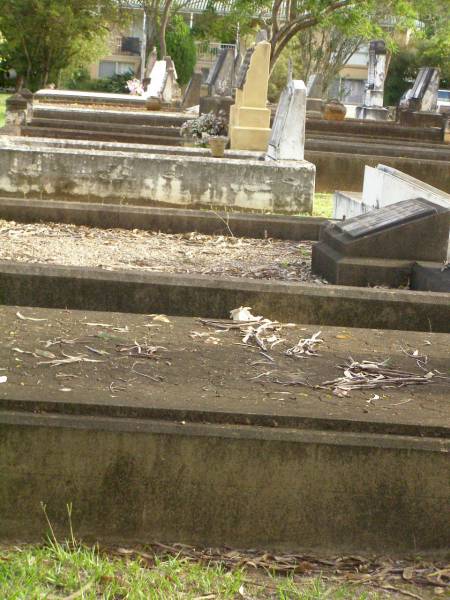 Lawnton cemetery, Pine Rivers Shire  | 