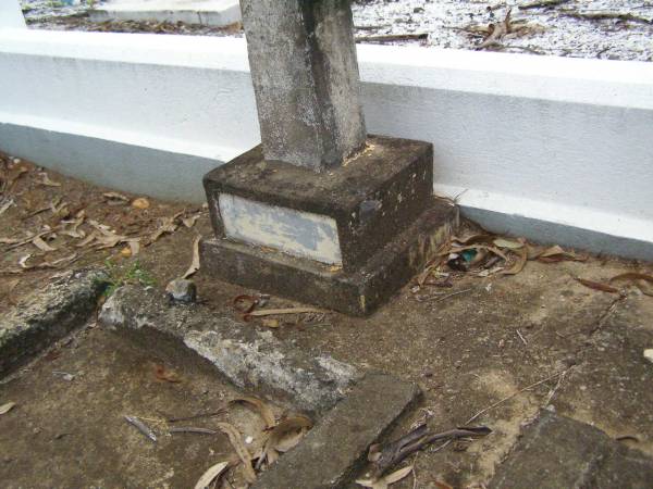 Lawnton cemetery, Pine Rivers Shire  | 