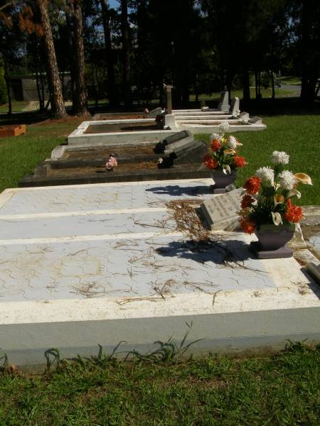 Lawnton cemetery, Pine Rivers Shire  | 