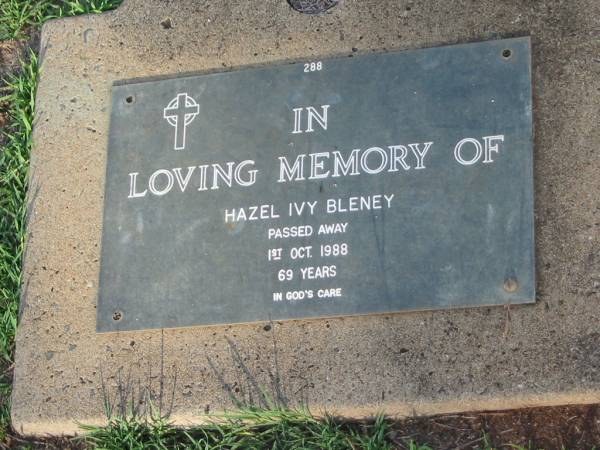 Hazel Ivy BLENEY,  | died 1 Oct 1988 aged 69 years;  | Lawnton cemetery, Pine Rivers Shire  | 