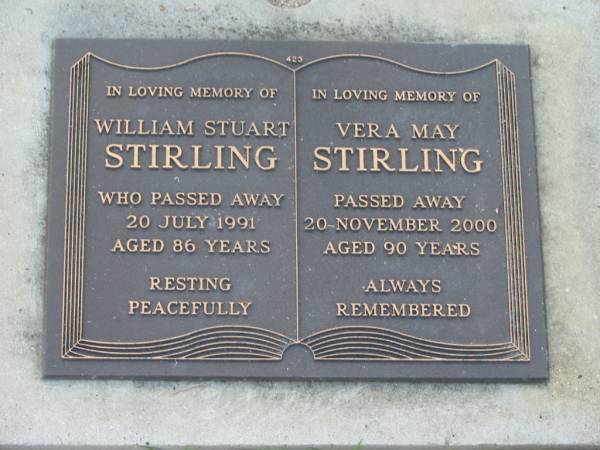 William Stuart STIRLING,  | died 20 July 1991 aged 86 years;  | Vera May STIRLING,  | died 20 Nov 2000 aged 90 years;  | Lawnton cemetery, Pine Rivers Shire  | 