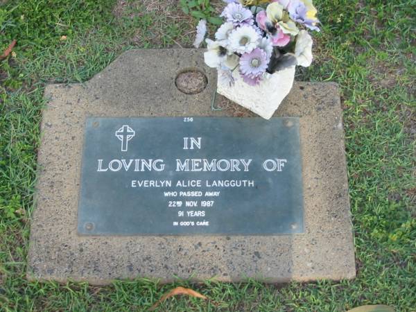 Everlyn Alice LANGGUTH,  | died 22 Nov 1987 aged 91 years;  | Lawnton cemetery, Pine Rivers Shire  | 