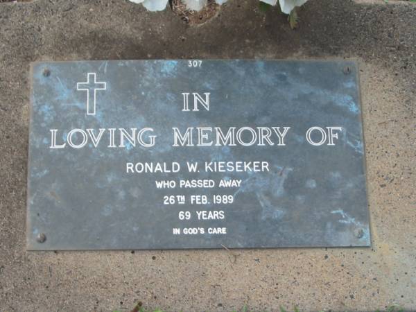 Ronald W. KIESEKER,  | died 26 Feb 1989 aged 69 years;  | Lawnton cemetery, Pine Rivers Shire  | 