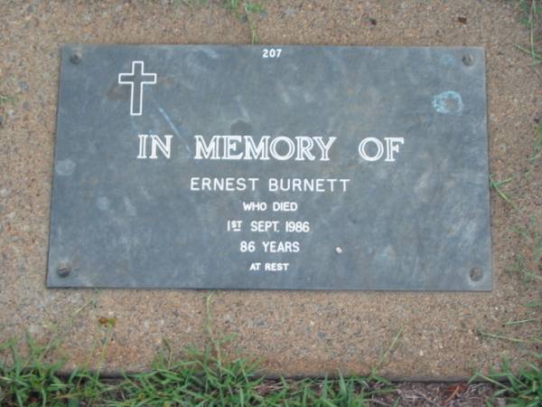 Ernest BURNETT,  | died 1 Sept 1986 aged 86 years;  | Lawnton cemetery, Pine Rivers Shire  | 