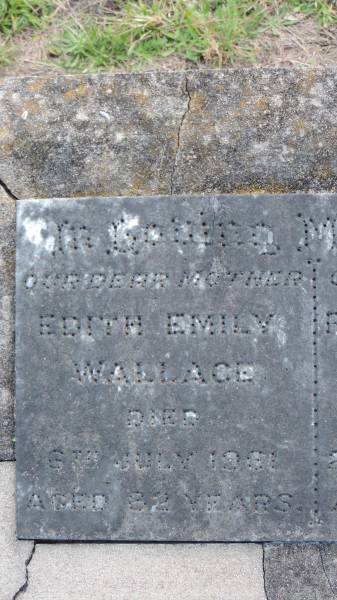 Edith Emily WALLACE  | d: 6 Jul 1961 aged 82  |   | Robert Vincent WALLACE  | d: 23 Mar 1953 aged 82  |   | Legume cemetery, Tenterfield, NSW  |   | 