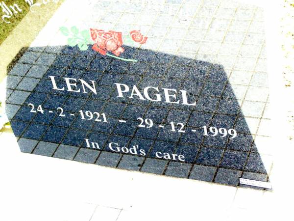 Len PAGEL,  | 24-2-1921 - 29-12-1999;  | Lockrose Green Pastures Lutheran Cemetery, Laidley Shire  | 