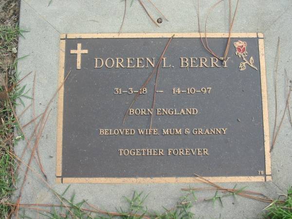 Doreen L. BERRY, 31-3-18 - 14-10-97, born England, wife mum granny;  | Logan Village Cemetery, Beaudesert Shire  | 