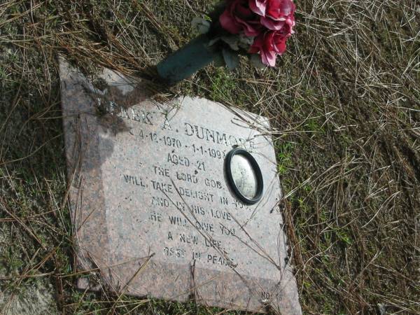 Derek A. DUNMORE, 4-12-1970 - 1-1-1992 aged 21;  | Logan Village Cemetery, Beaudesert Shire  | 