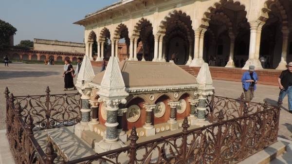 John Russell COLVIN  | b: 29 May 1807  | d: 9 Sep 1857 in this fort.  | Governor of the North West Province of ?  |   | Agra Fort.  | 