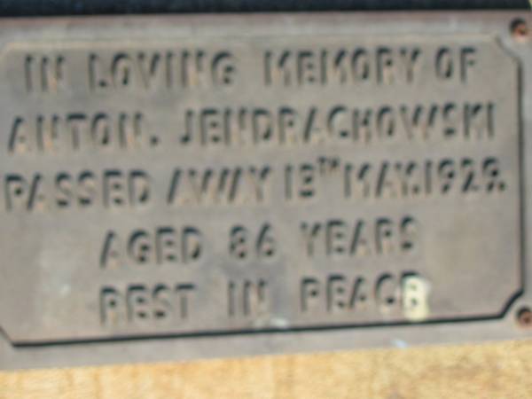 Anton JENDRACHOWSKI,  | died 13 May 1922 aged 86 years;  | St Michael's Catholic Cemetery, Lowood, Esk Shire  | 