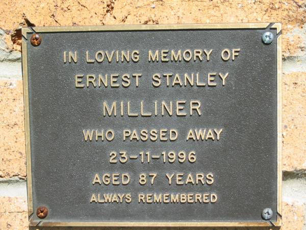 Ernest Stanley MILLINER  | 23 Nov 1996, aged 87  | Lowood General Cemetery  |   | 