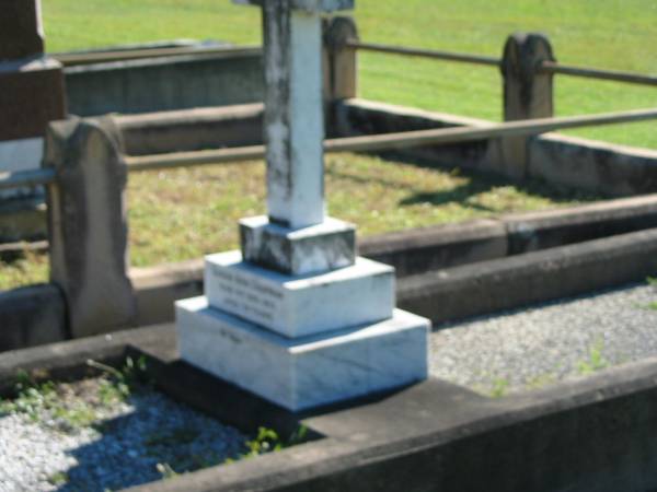 Sarah Ann CHAPMAN  | 4 Dec 1913, aged 78  | George Frederick CHAPMAN  | 16 Sep 1919, aged 95  | Lowood General Cemetery  |   | 