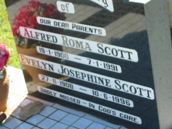 Alfred Roma SCOTT  | b: 19 Jan 1900, d: 7 Jan 1991  | Evelyn Josephine  SCOTT  | b: 27 Nov 1908, d: 10 Jun 1996  | Lowood General Cemetery  |   | 