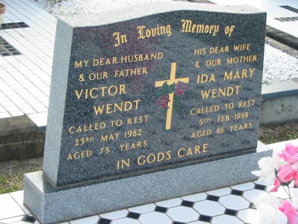 Victor WENDT, died 23 May 1982 aged 75 years, husband father;  | Ida Mary WENDT, died 5 Feb 1998 aged 86 years, wife mother;  | Lowood Trinity Lutheran Cemetery (Bethel Section), Esk Shire  | 