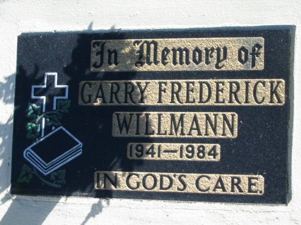 Garry Frederick WILLMANN, 1941-1984;  | Lowood Trinity Lutheran Cemetery (Bethel Section), Esk Shire  | 