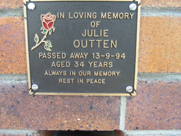 Julie OUTTEN, died 13-9-94 aged 34 years;  | Lowood Trinity Lutheran Cemetery (Bethel Section), Esk Shire  | 
