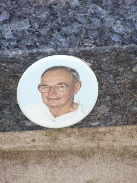 Gordon Harold HORROCKS, farmer,  | 6-1-1925 - 22-9-2004;  | Ma Ma Creek Anglican Cemetery, Gatton shire  | 