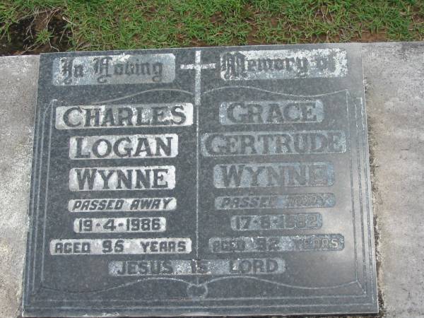 Charles Logan WYNNE,  | died 19-4-1986 aged 95 years;  | Grace Gertrude WYNNE,  | died 17-8-1982 aged 92 years;  | Maclean cemetery, Beaudesert Shire  | 
