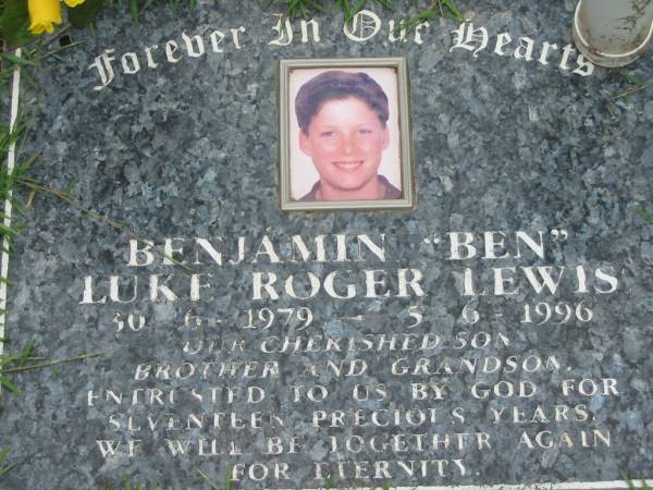 Benjamin (Ben) Luke Roger LEWIS,  | 30-6-1979 - 5-6-1996,  | son brother grandson,  | 17 years;  | Maclean cemetery, Beaudesert Shire  | 