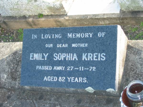Emily Sophia KREIS, died 27-11-72 aged 82 years, mother;  | Marburg Anglican Cemetery, Ipswich  | 