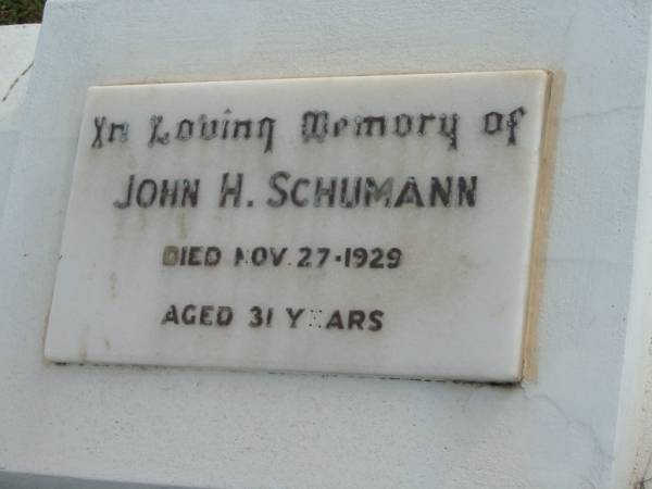 John H. SCHUMANN,  | died 27 Nov 1929 aged 31 years;  | Marburg Lutheran Cemetery, Ipswich  | 