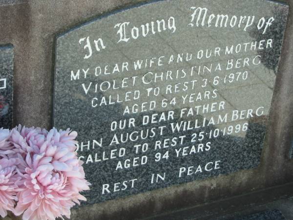 Violet Christina BERG, wife mother,  | died 3-6-1970 aged 64 years;  | John August William BERG, father,  | died 25-10-1996 aged 94 years;  | Marjorie SIMMONS, mother grandmother,  | died 12-4-1992 aged 61 years;  | Marburg Lutheran Cemetery, Ipswich  | 