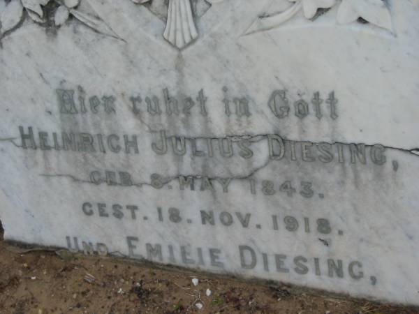 Heinrich Julius DIESING,  | born 8 May 1843 died 18 Nov 1918;  | Emilie DIESING,  | born 30 Sept 184? died 15 May 1920;  | Marburg Lutheran Cemetery, Ipswich  | 