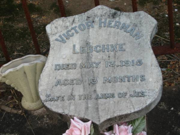 Victor Herman LESCHKE,  | died 13 May 1915 aged 13 months;  | Marburg Lutheran Cemetery, Ipswich  | 