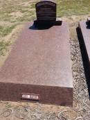 Leo GORDON b: 18-Jul-1936 d: 16-Jul-1982 aged 46 children: Graham, Andrew  Meandarra cemetery Copyright Dr Matt Barton 