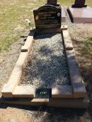 Geoffrey Thomas LITTLE
b: 2-Mar-1929
d: 1-Dec-2006
Meandarra cemetery
Copyright Dr Matt Barton