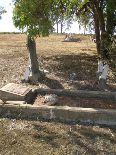 Meringandan cemetery, Rosalie Shire  | 