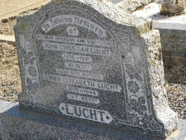 Christian LUCHT,  | husband father,  | 1875 - 1941;  | Emma Elizabeth LUCHT,  | mother,  | 1875 - 1944;  | Meringandan cemetery, Rosalie Shire  | 
