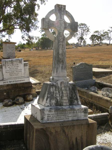 Maria WOLSKI,  | mother,  | died 23 Sept 1922 aged 73 years;  | Wilhelm,  | husband father,  | died 16 Oct 1924 aged 79 years;  | Meringandan cemetery, Rosalie Shire  |   | 