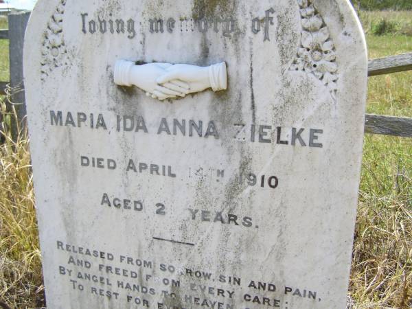 Maria Ida Anna ZIELKE,  | died 14 Apr 1910 aged 2 years;  | Milbong St Luke's Lutheran cemetery, Boonah Shire  | 