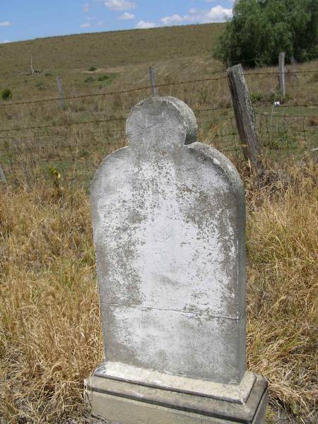 Paul Richard,  | son of August & Amilie BADKE,  | born Aug 1880?,  | Milbong St Luke's Lutheran cemetery, Boonah Shire  | 