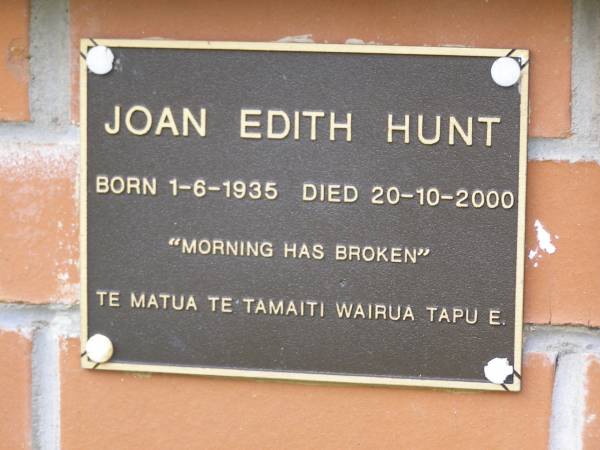 Joan Edith HUNT,  | born 1-6-1935 died 20-10-2000;  | Minden Baptist, Esk Shire  | 