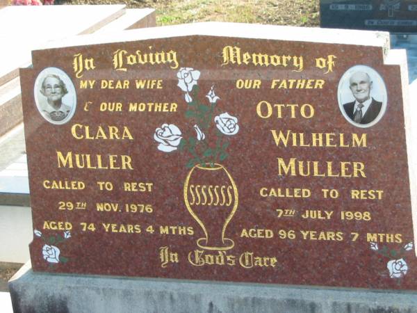 Clara MULLER  | 29 Nov 1976, aged 74 years 4 months  | Otto Wilhelm MULLER  | 7 Jul 1998, aged 96 years 7 months  | Minden Zion Lutheran Church Cemetery  | 