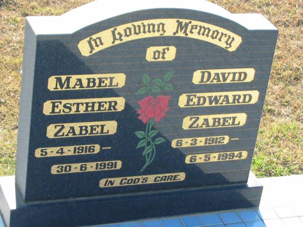 Mabel Esther ZABEL  | b: 5 Apr 1916, d: 30 Jun 1991  | David Edward ZABEL  | b: 6 Mar 1912, d: 6 May 1994  | Minden Zion Lutheran Church Cemetery  | 