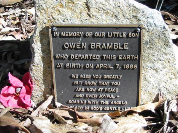 Owen Bramble  | 7 Apr 1996  |   | Moggill Historic cemetery (Brisbane)  | 