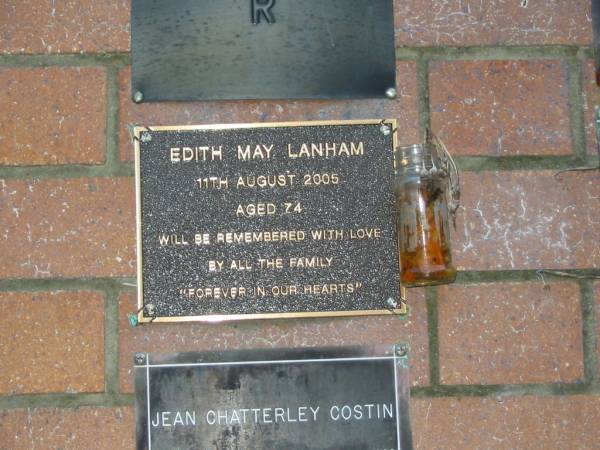 Edith May LANHAM,  | died 11 Aug 2005 aged 74 years;  | Mooloolah cemetery, City of Caloundra  |   | 