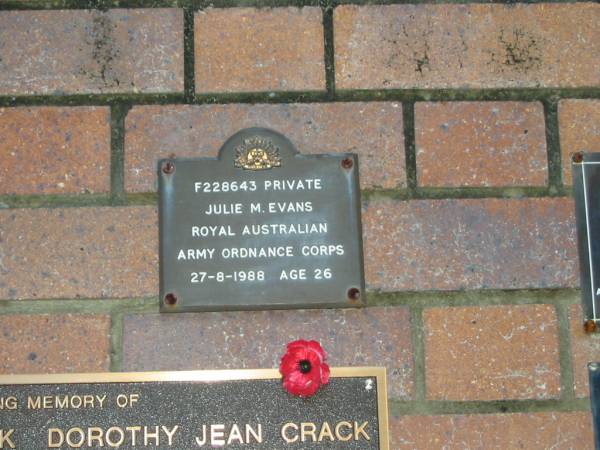 Julie M. EVANS,  | died 27-8-1988 aged 26 years;  | Mooloolah cemetery, City of Caloundra  |   | 
